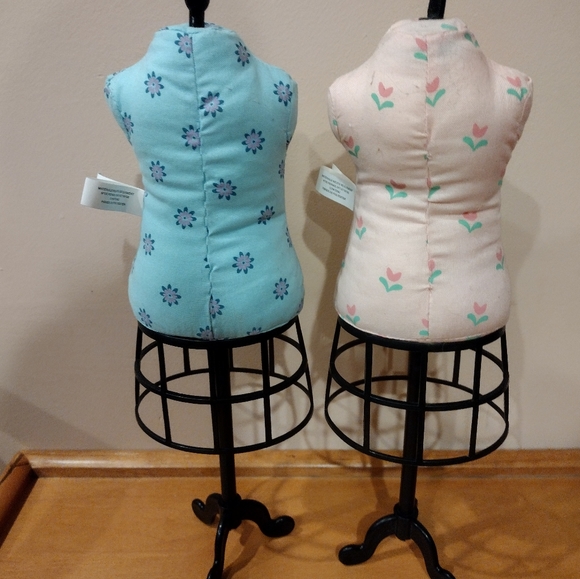 14" tall pin cushion/ 18" doll sewing - Picture 2 of 6